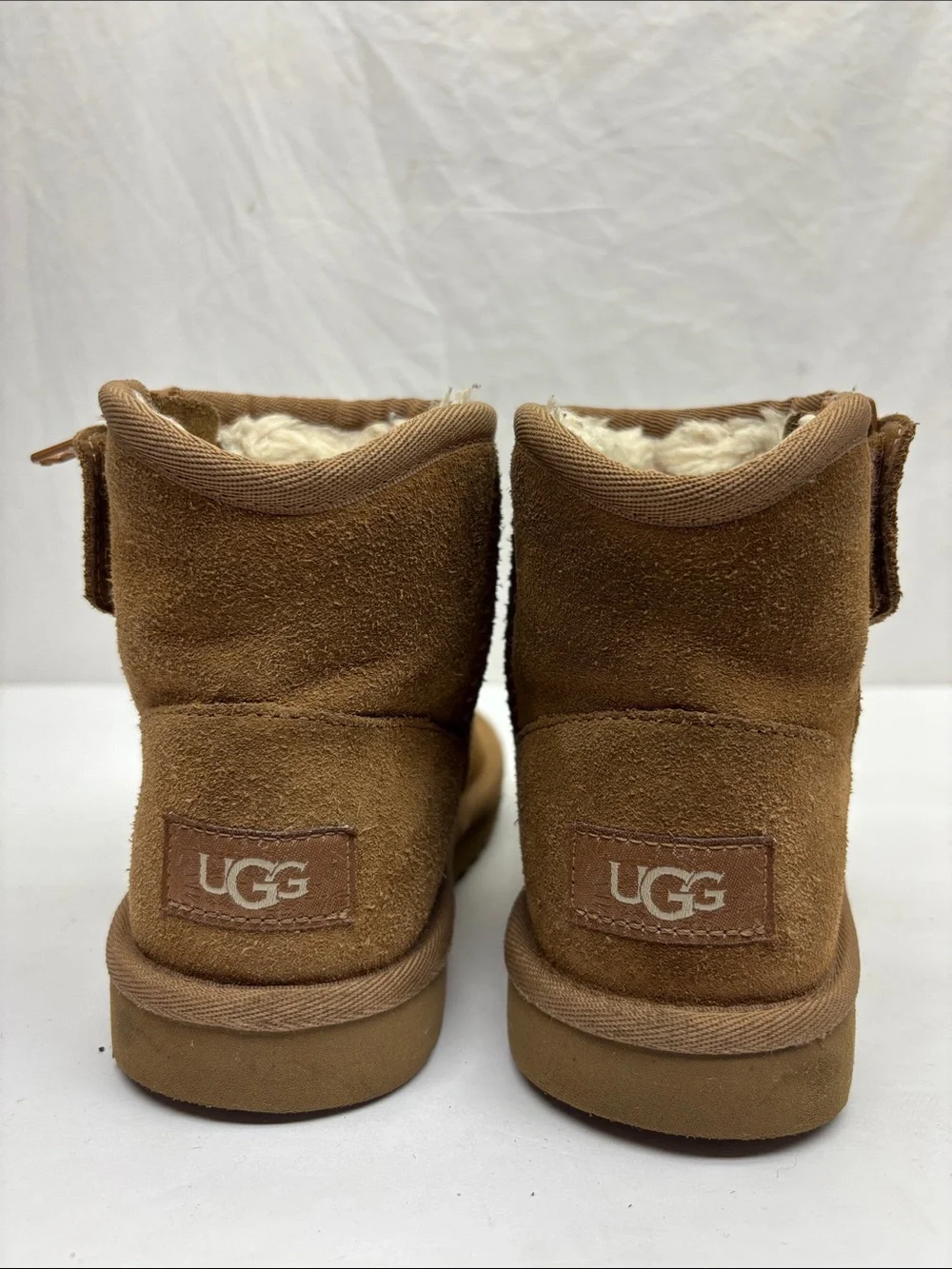UGG Kids Brown Suede Shearling Lined Ankle Boots, SZ 13 little girl, box 79